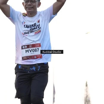 Runner Photo 7778903