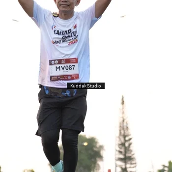 Runner Photo 7778909