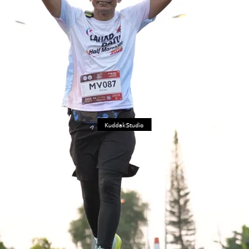 Runner Photo 7778915