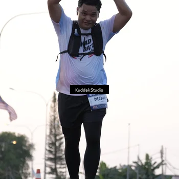 Runner Photo 7778959