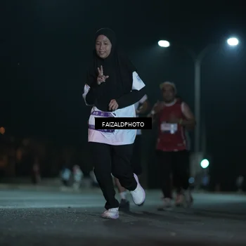 Runner Photo 7779007