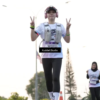 Runner Photo 7779013