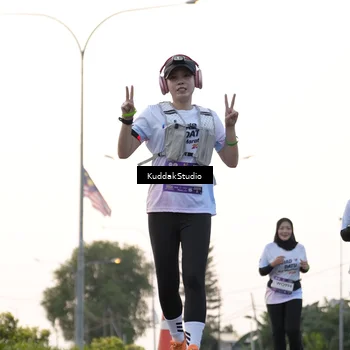 Runner Photo 7779020
