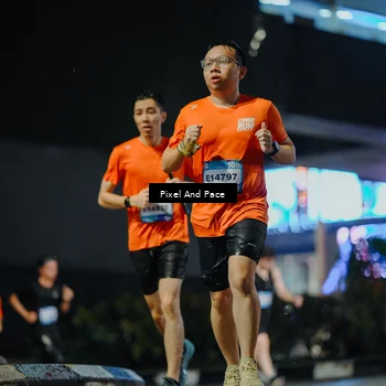 Runner Photo 7779023