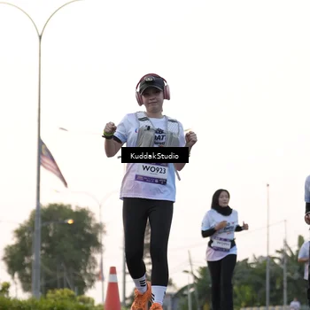 Runner Photo 7779030