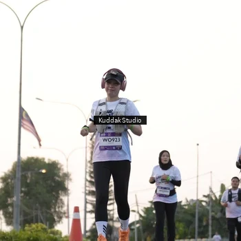 Runner Photo 7779031
