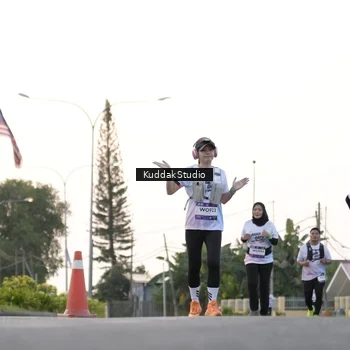 Runner Photo 7779047