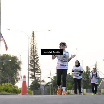 Runner Photo 7779051