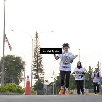 Runner Photo 7779052
