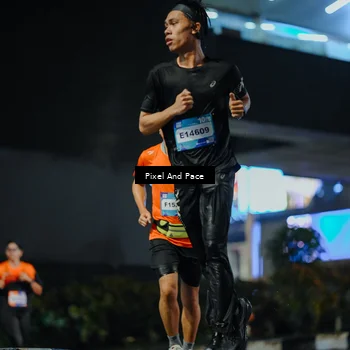 Runner Photo 7779075