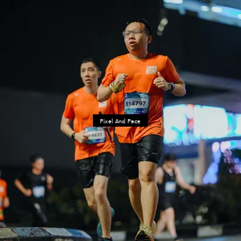 Runner Photo 7779076