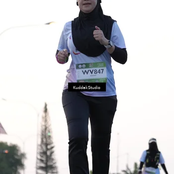 Runner Photo 7779090