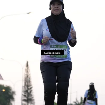 Runner Photo 7779100