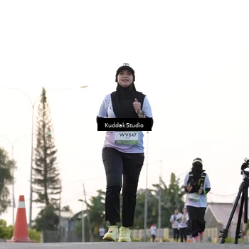 Runner Photo 7779129