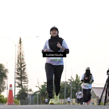 Runner Photo 7779136