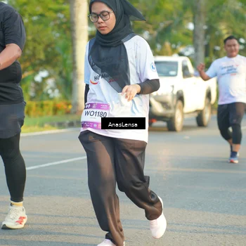 Runner Photo 7779170