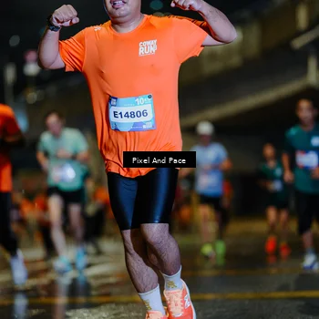 Runner Photo 7779235