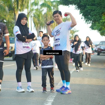 Runner Photo 7779237