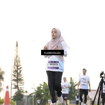 Runner Photo 7779244