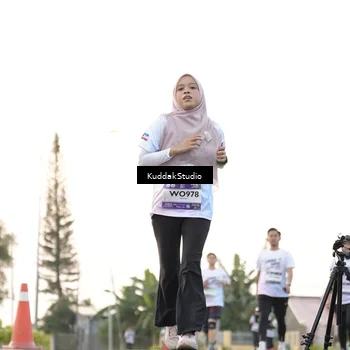Runner Photo 7779253