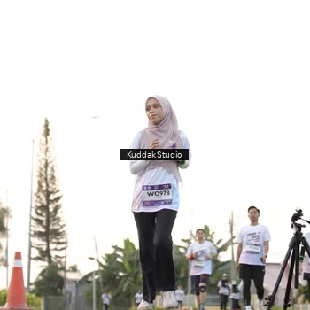 Runner Photo 7779265