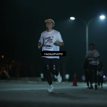Runner Photo 7779291
