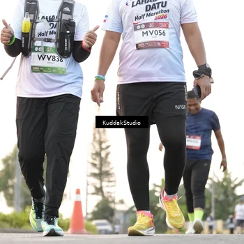 Runner Photo 7779292