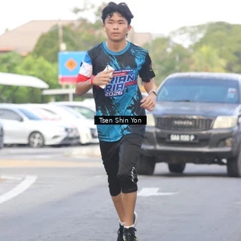 Runner Photo 7779304