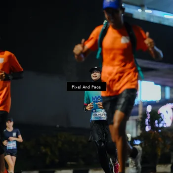 Runner Photo 7779305