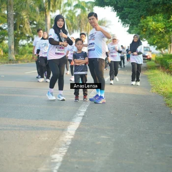 Runner Photo 7779308