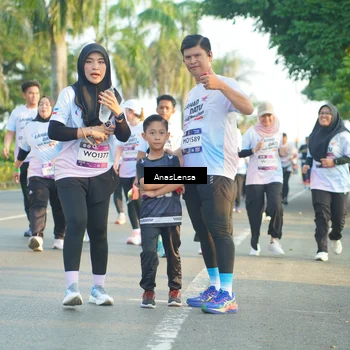 Runner Photo 7779331