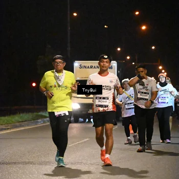 Runner Photo 7779341