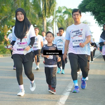 Runner Photo 7779375