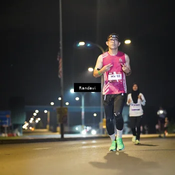 Runner Photo 7779379
