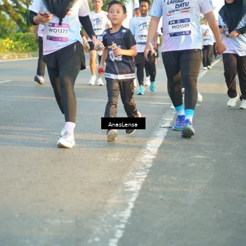 Runner Photo 7779405