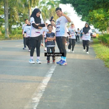 Runner Photo 7779406