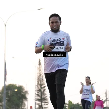 Runner Photo 7779449
