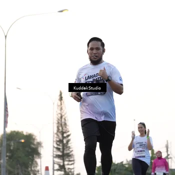 Runner Photo 7779452