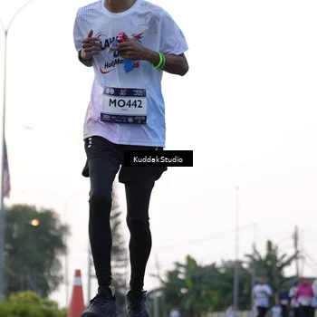 Runner Photo 7779465