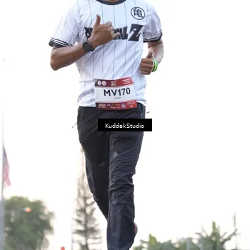 Runner Photo 7779479