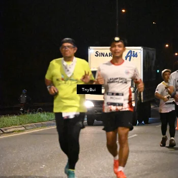Runner Photo 7779489