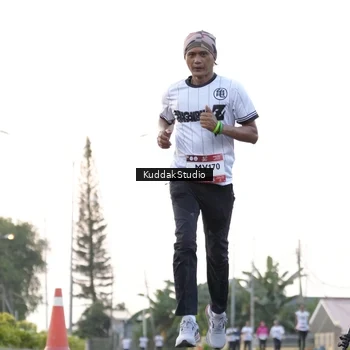 Runner Photo 7779510