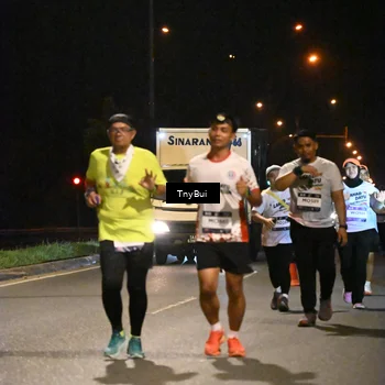 Runner Photo 7779517