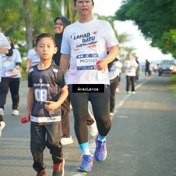 Runner Photo 7779535