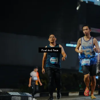Runner Photo 7779577