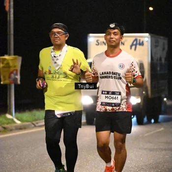 Runner Photo 7779579