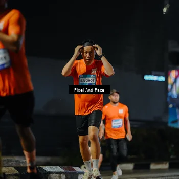 Runner Photo 7779590
