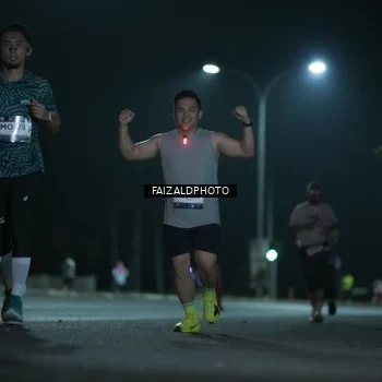 Runner Photo 7779592