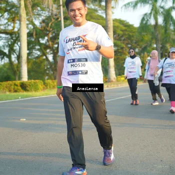 Runner Photo 7779595