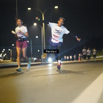 Runner Photo 7779601
